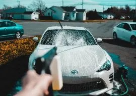 Cómo lavar tu coche con una hidrolimpiadora Cómo lavar tu coche con una hidrolimpiadora